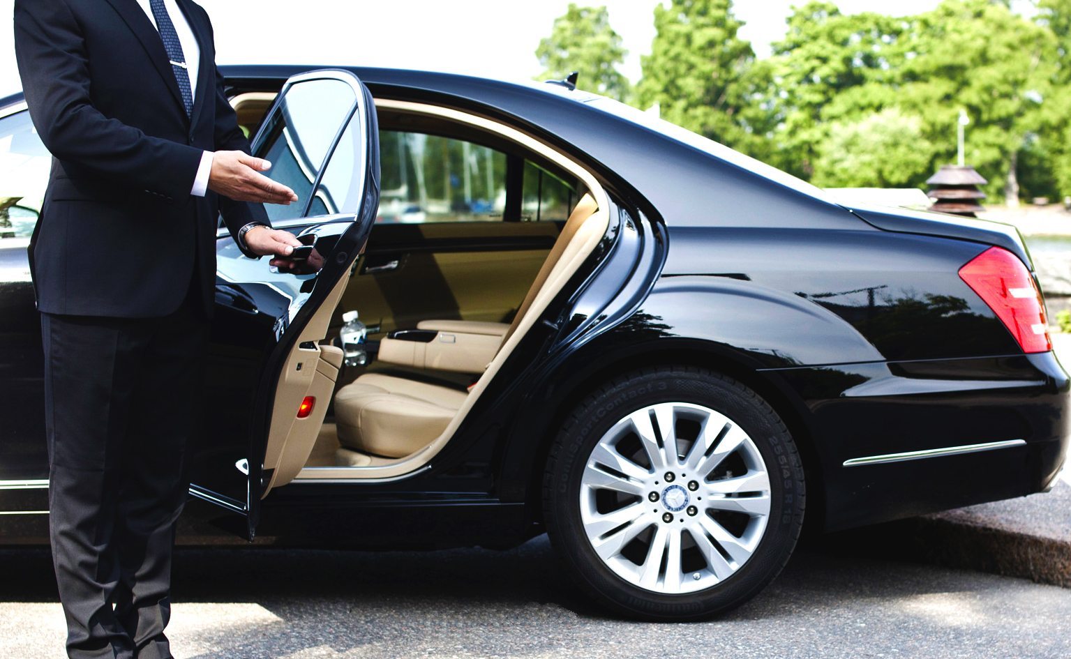 TAXI LUXE IMAGE